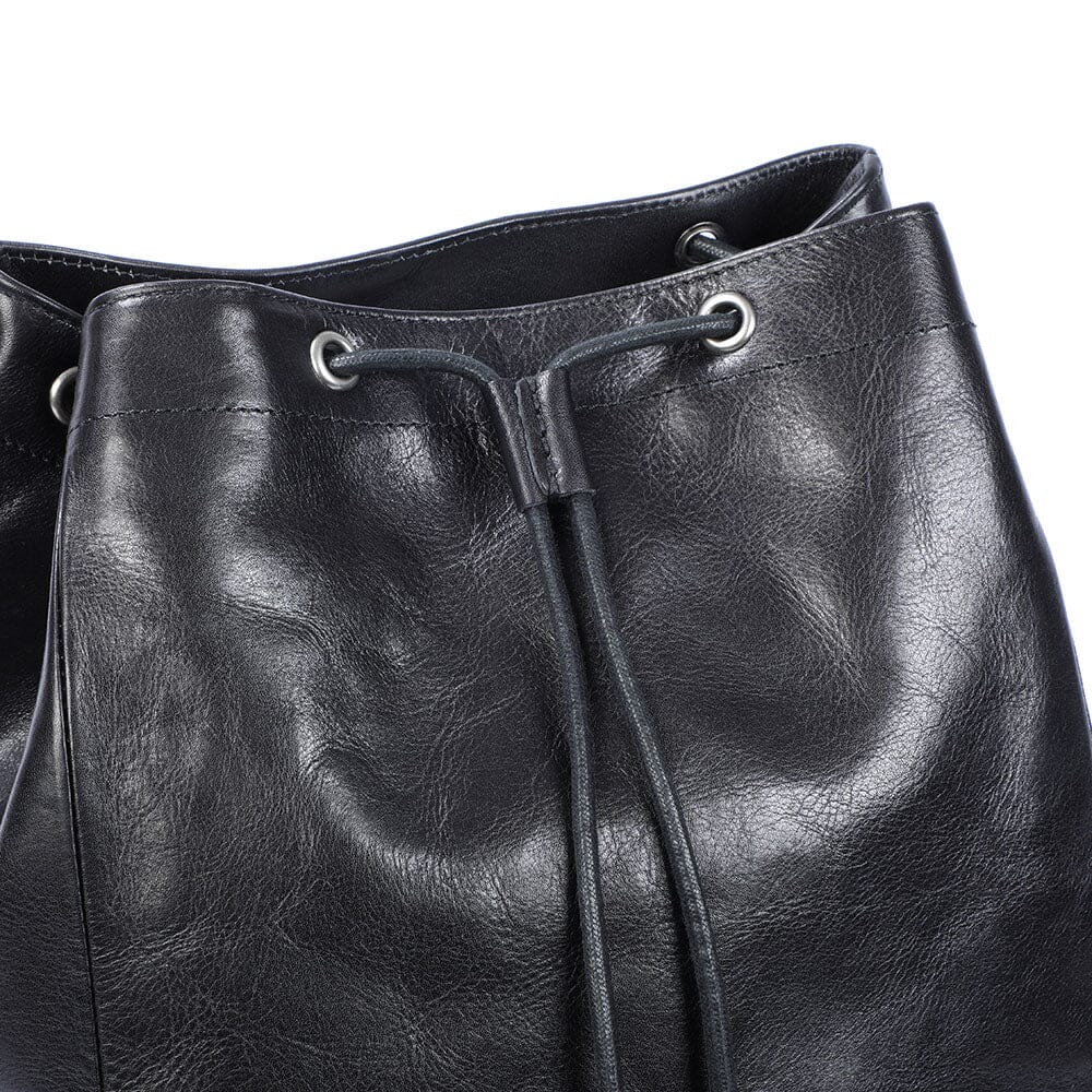 Robin | Small Black Leather Backpack